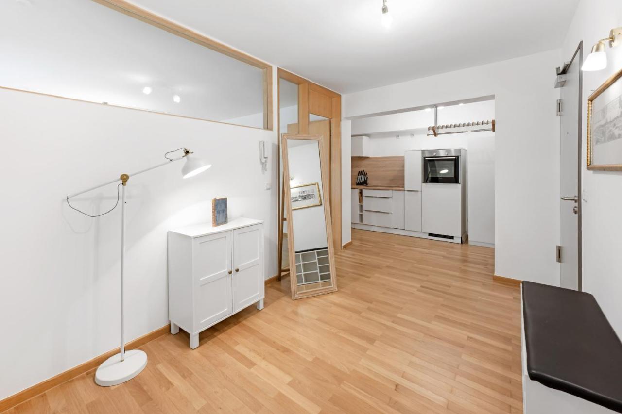 Zwei Zimmer Wohnung Im Stadtzentrum Mit Tiefgaragenplatz München Eksteriør billede